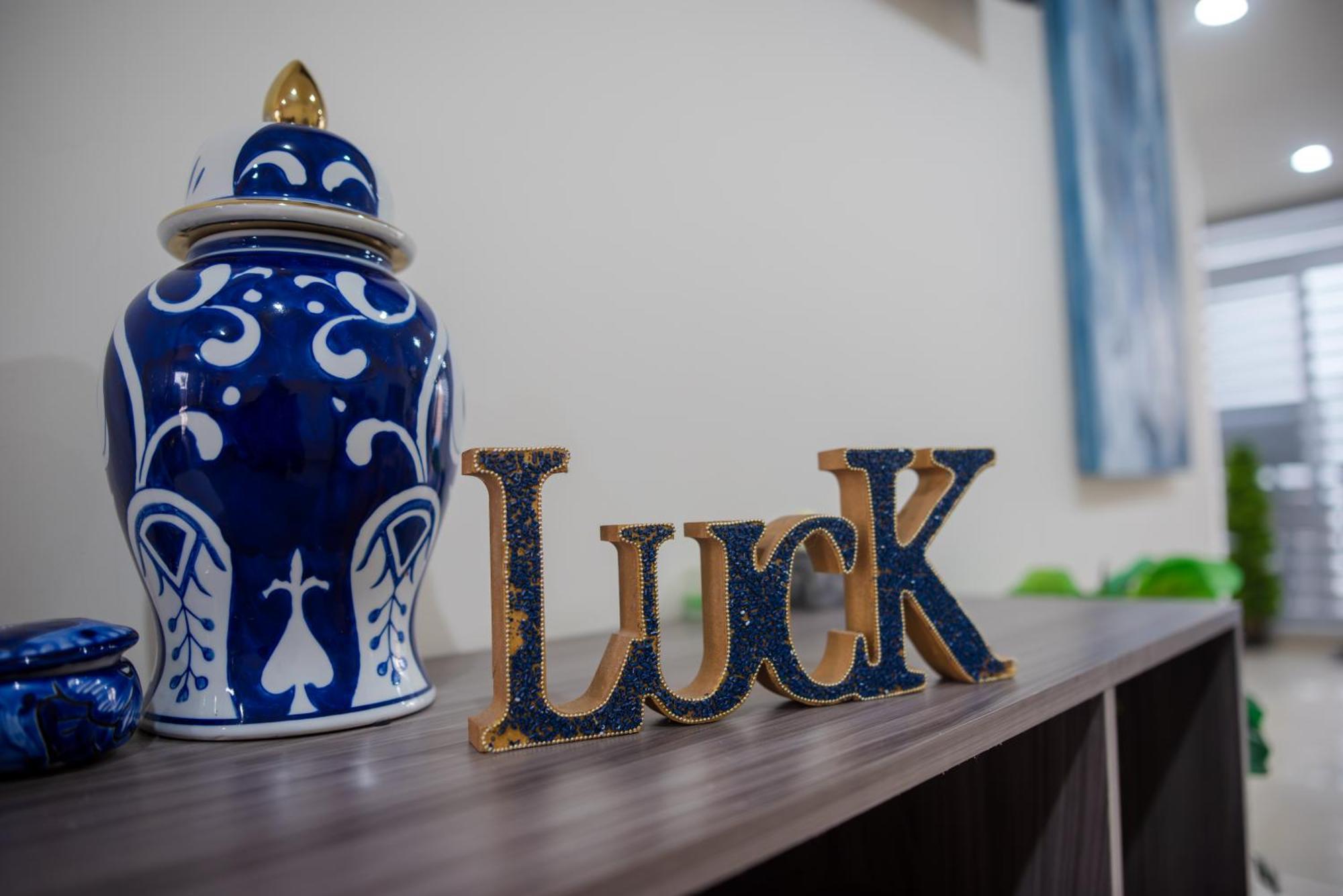2Br-3Ba Condo Block From Beach W Rooftop Jacuzzi マサトラン エクステリア 写真